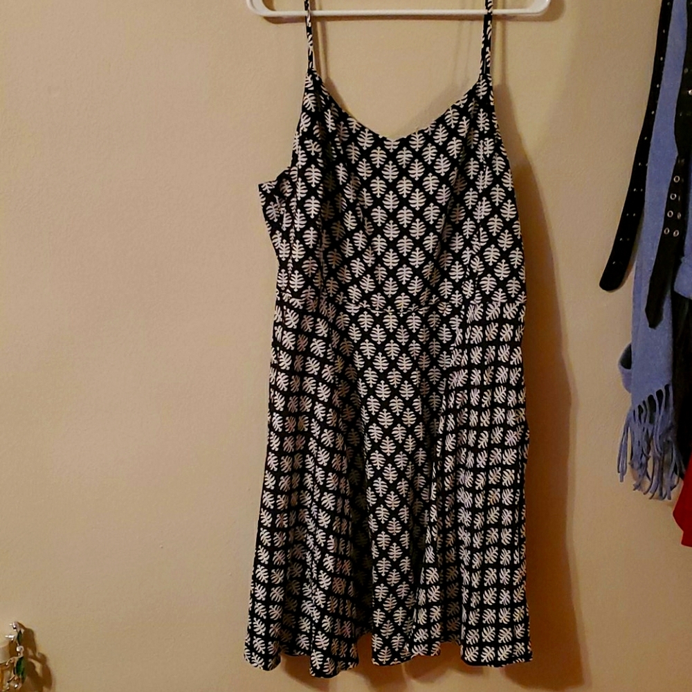 Black and white print fit and flare dress